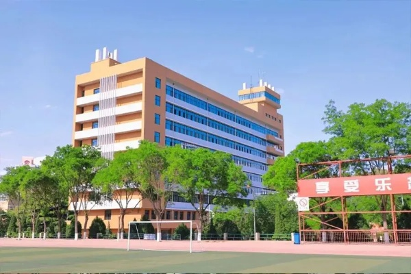 兰州石化职业技术大学招生办怎么样？专业职业教育的领航者